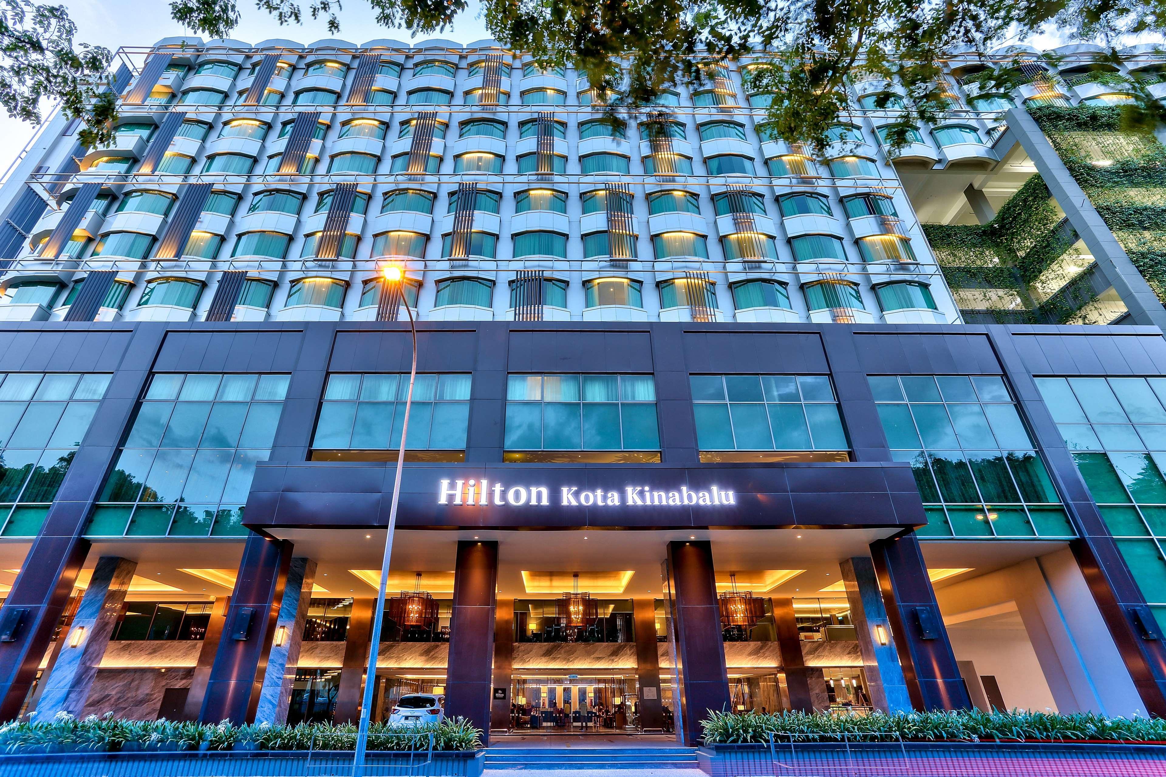 Hilton Kota Kinabalu Hotell Exteriör bild Hilton Kuala Lumpur